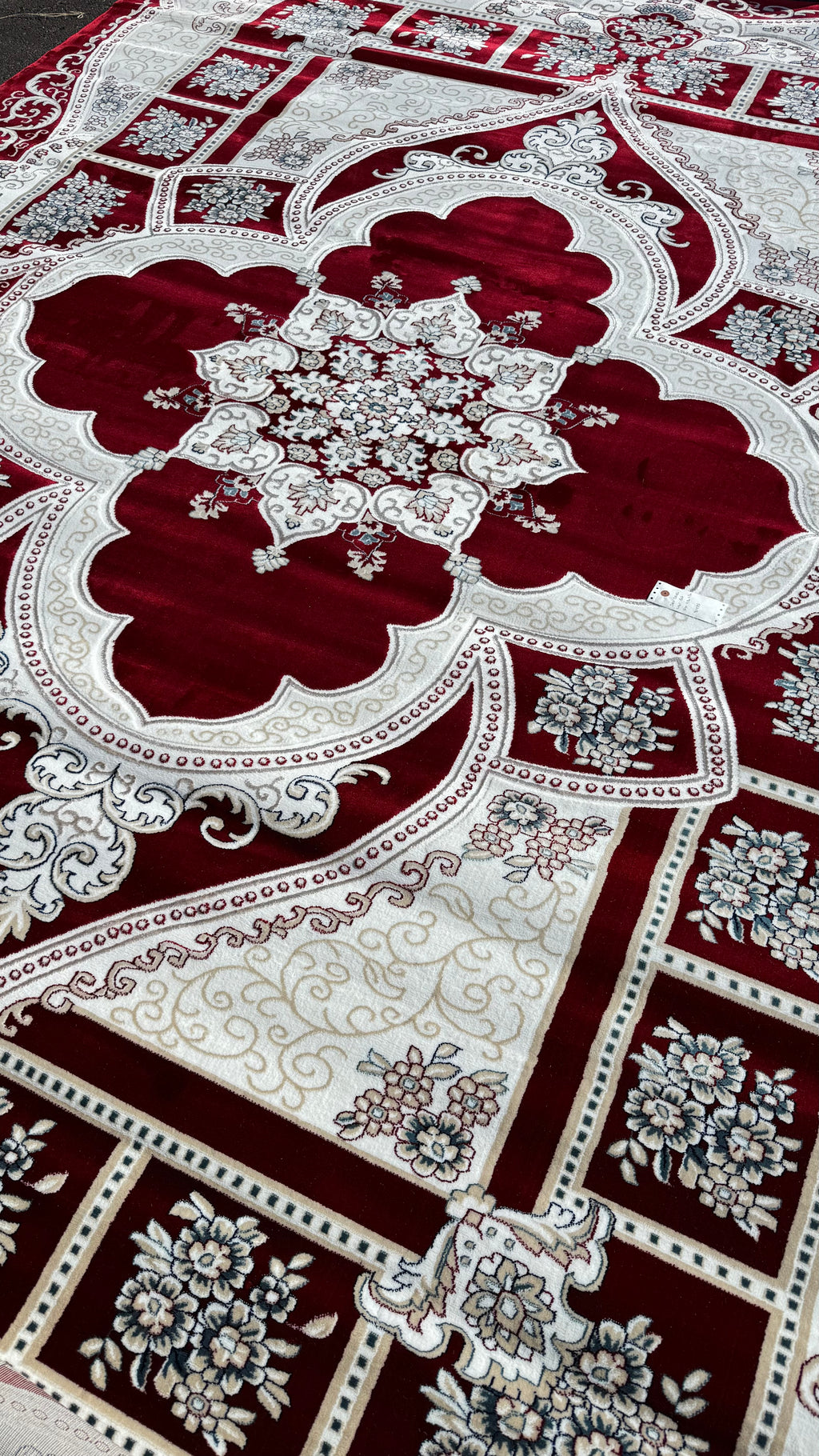 10x13ft Red/Cream Soft Wool Istanbul Rug